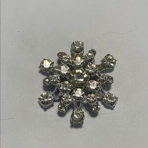Cassiespells Silver Crystal Brooch
